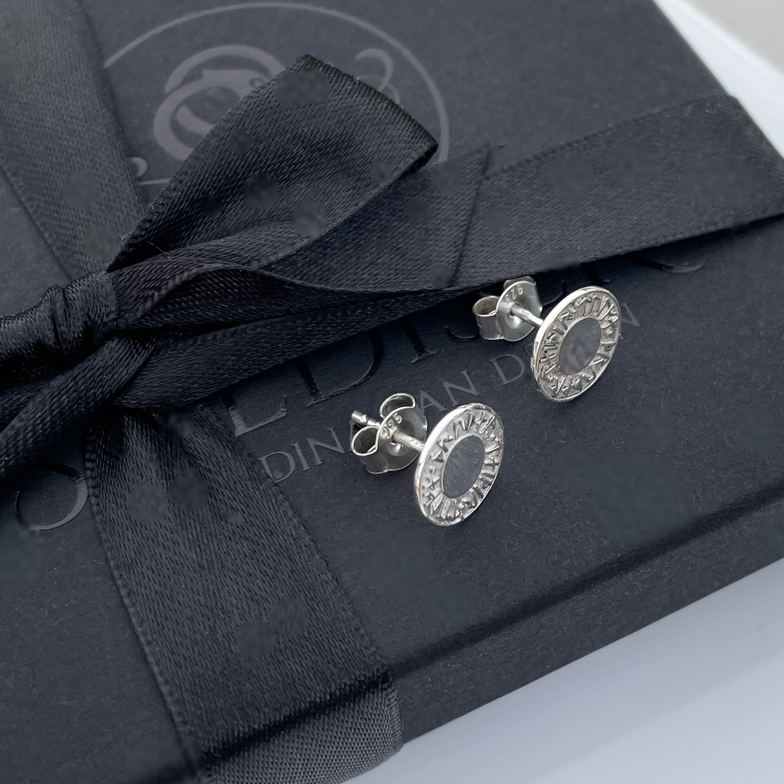 Soldiser Thrud Norse Silver Rune Earrings with Gift Box