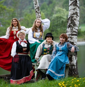Sykurs av festdrakt, Åndalsnes