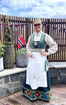 Festdraktkurs i Molde
