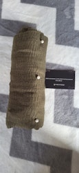 Crinkle Cotton hijab med pärla. Kaki
