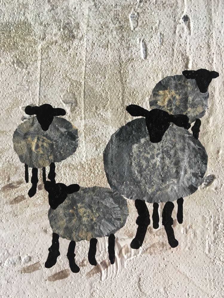 Gotlandsmotiv i form av lamm, lamm, lamm och ett och annat får. Fårkonstnären C.Brüggmann har skapat en stilren tavla.