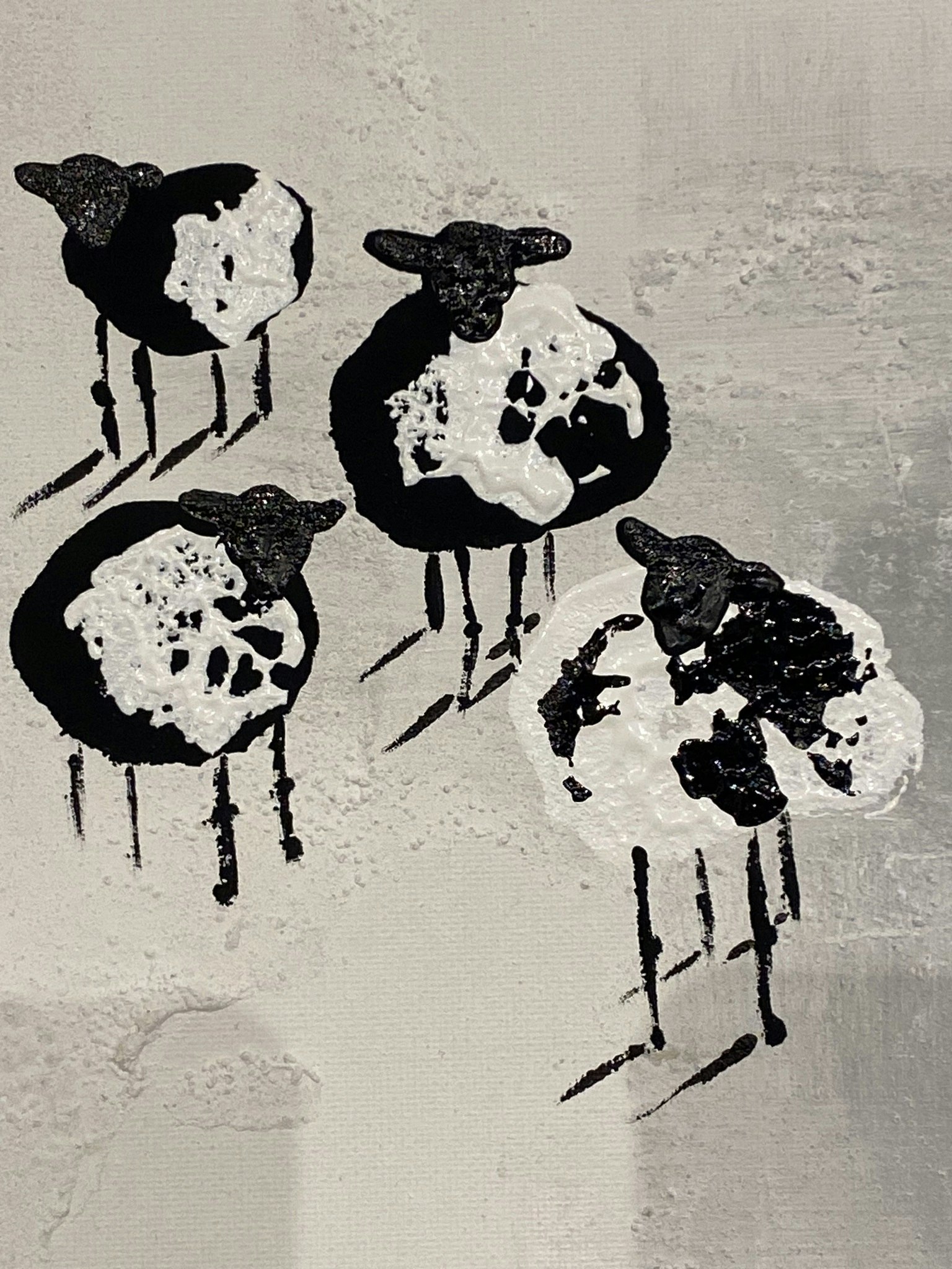Djurmotiv målat av sommargotlänningen C.Brüggmann. Söta stilrena lamm. Unna dig unik konst i hemmet.
