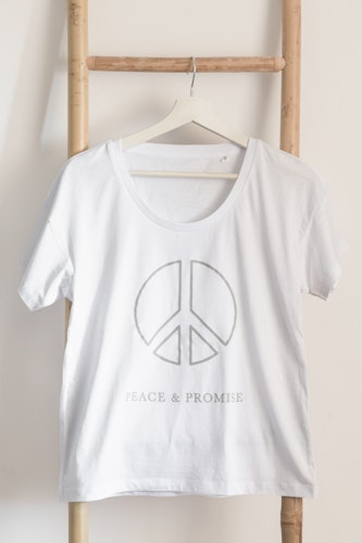 Free T-shirt Peace and Promise