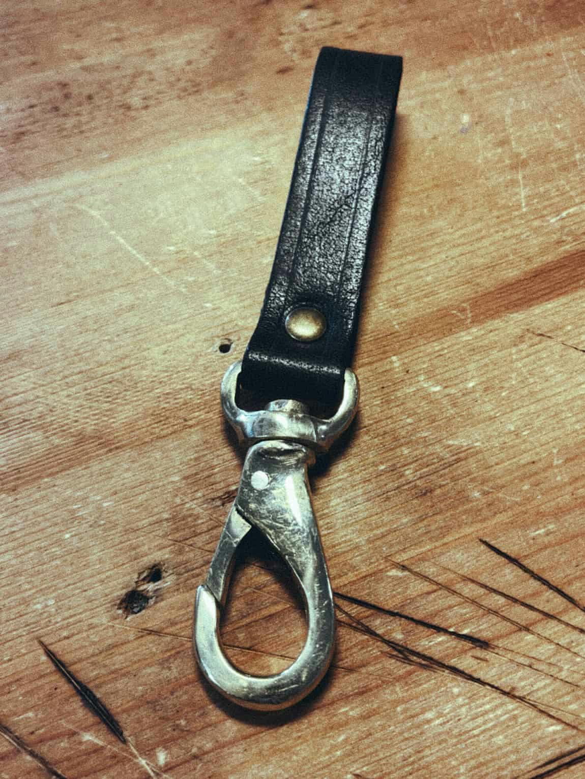 Leash Hook in Leather/ Brass