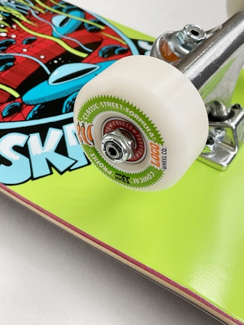 Super Pro Complete Chrononaut ''Arrival'' * Independent Forged Hollow trucks