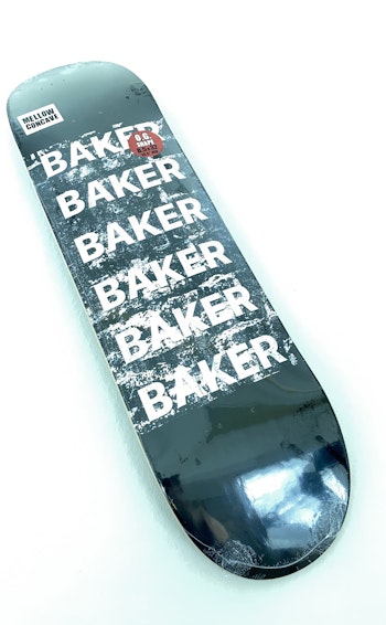 Skateboard Baker tripple Logo 8.5''