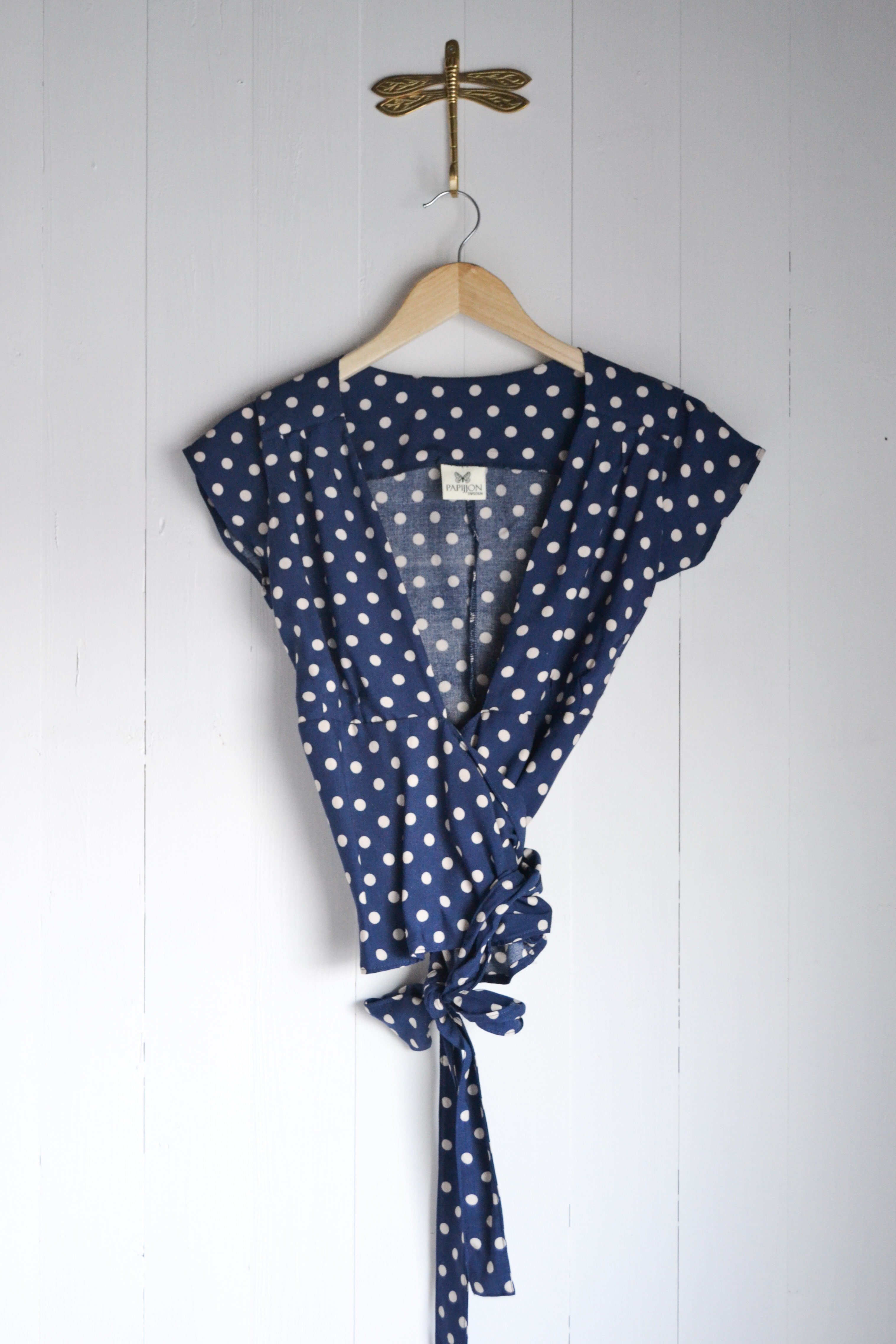 ULTIMATE TOP - BLUE WITH WHITE DOTS