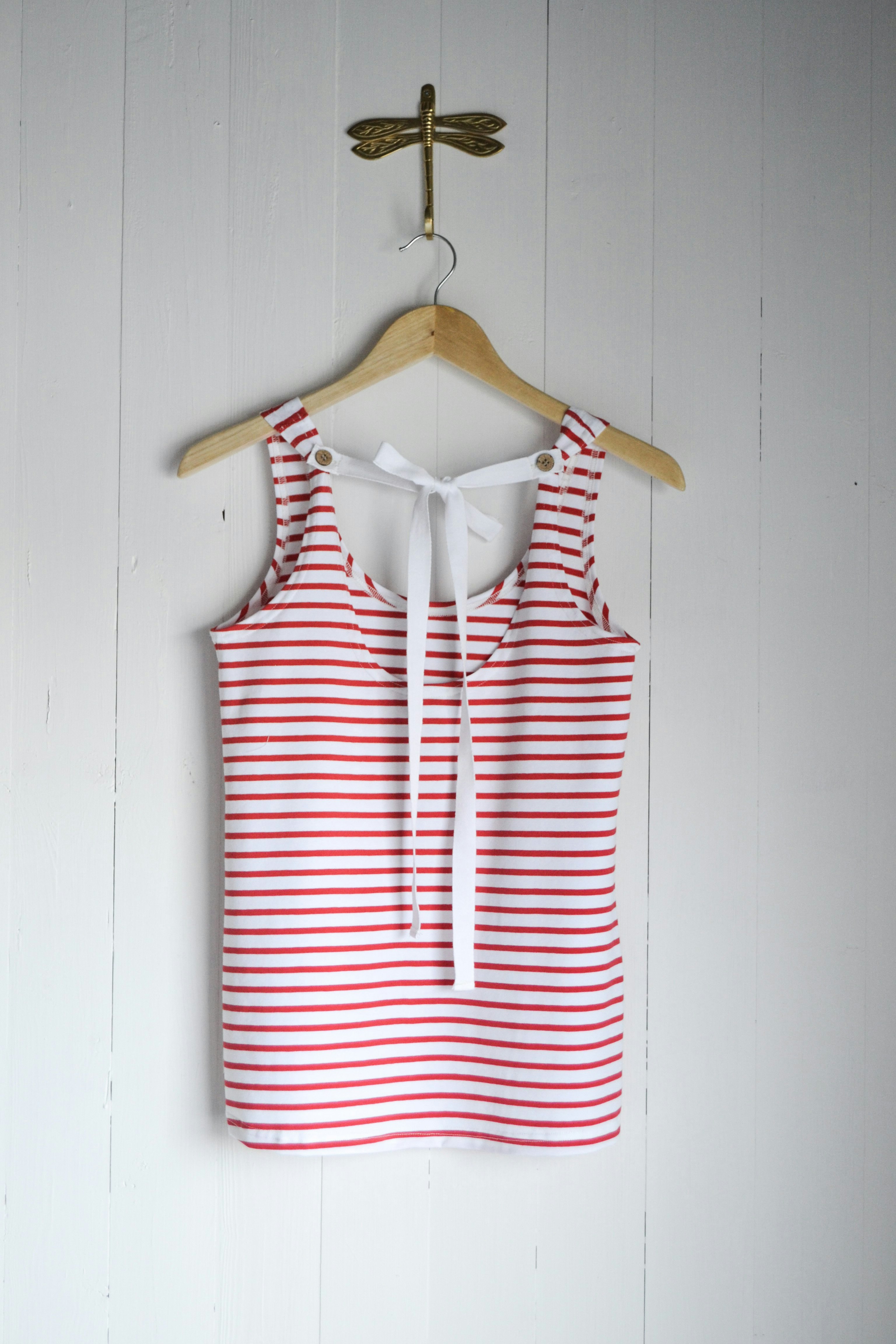 SHIFTING TANK TOP - RED AND WHITE STIRPES