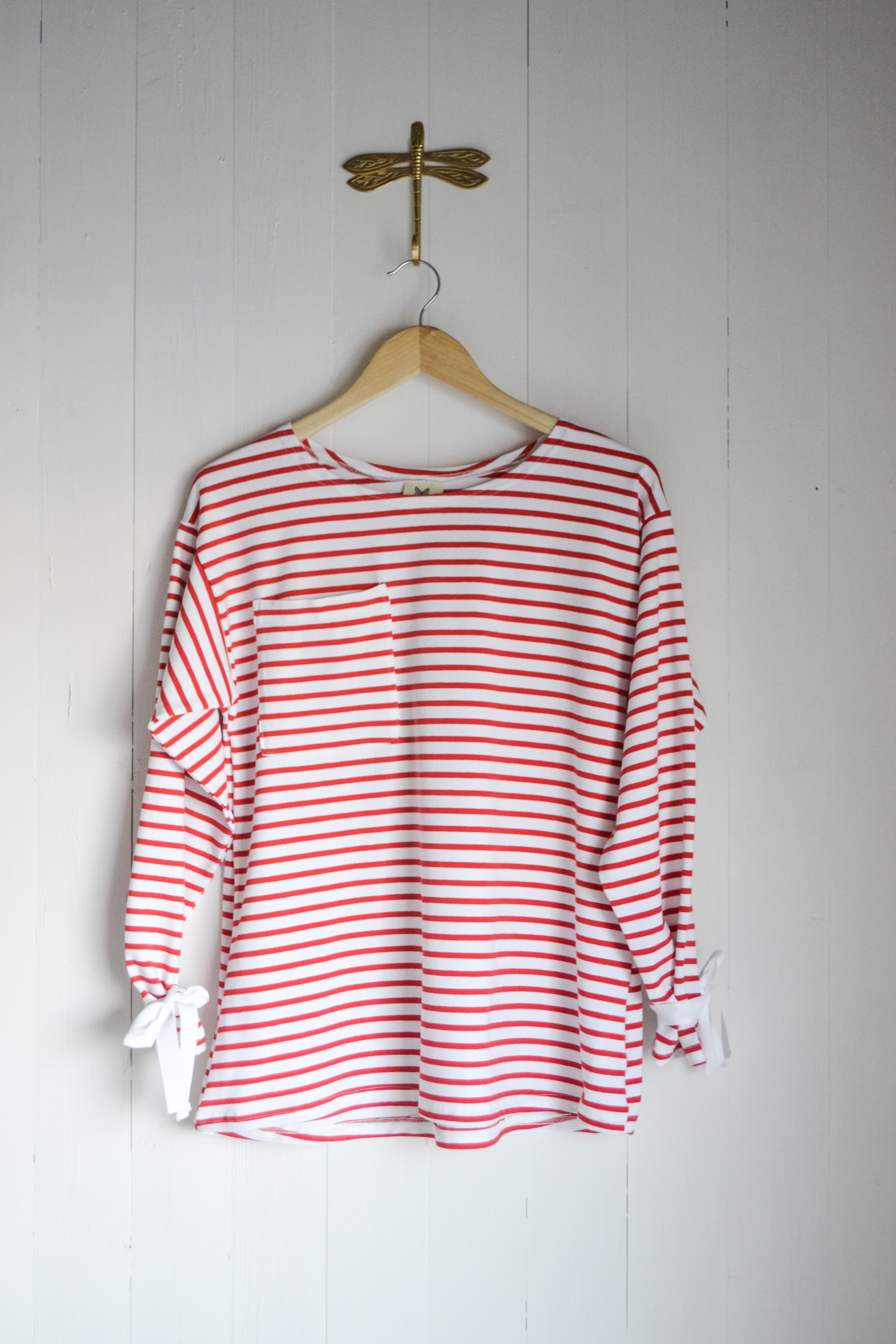 REMOVIBLE LONG SLEEVE TOP - RED AND WHITE STRIPES