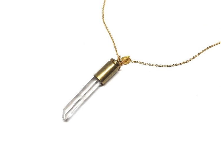 Guldpläterat halsband Crystal bullet med lång bergskristall