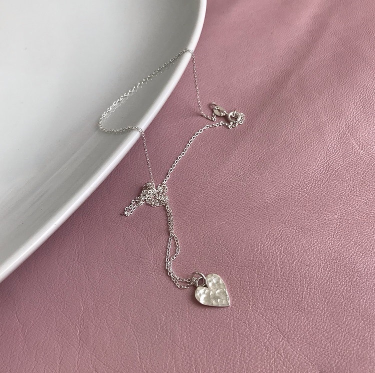 Halsband med litet hjärta äkta silver - C.M.H Design Jewellery