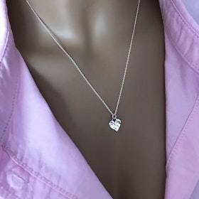 Halsband med litet hjärta silver