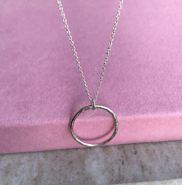 Halsband med cirkel äkta silver