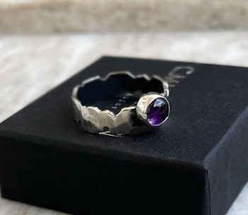 Bred Ametist ring silver