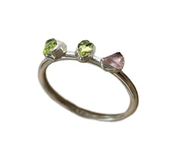 Ädelstens ring Peridot