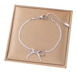 Silverfärgat armband med rosett