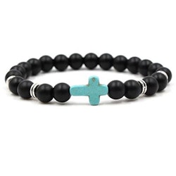 Armband med turkost kors och mattsvarta stenar