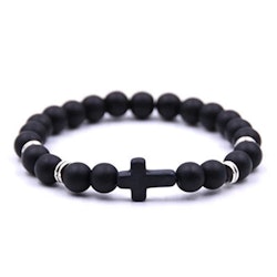 Svart armband med korsdetalj