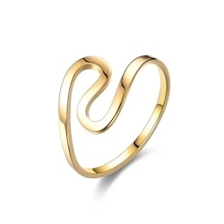 Ring med svepande hjärta i guld