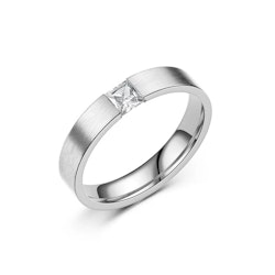 Rostfri ring med prinsesslipad sten