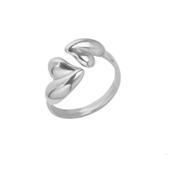 Silverring med svepande hjärtblad