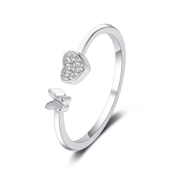 Silverfärgad ring med hjärta & fjäril