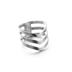 Statementring i bred, böljande design