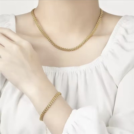 Halsband guld