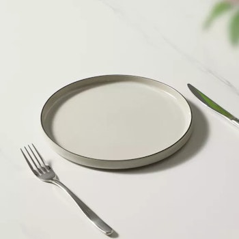 Mila | 4-pack tallrikar i krämvitt Ø 22,2 cm