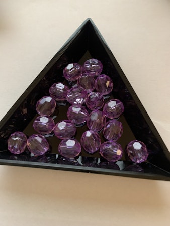 8mm mörklila akryl