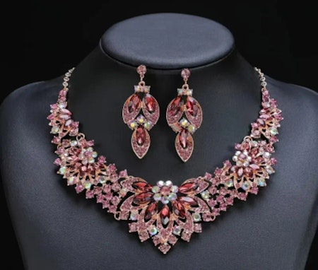 Halsband + örhänge (flera färger)