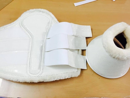 SB Croco benskydd (flera färger)