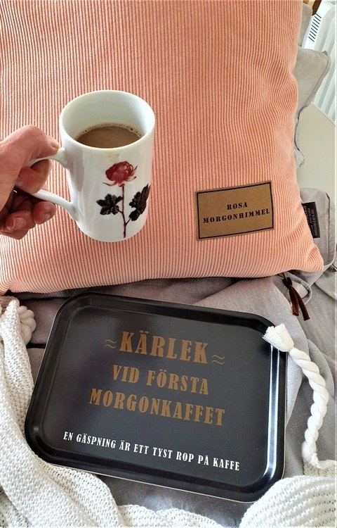 Kärlek vid första morgonkaffet - Bricka