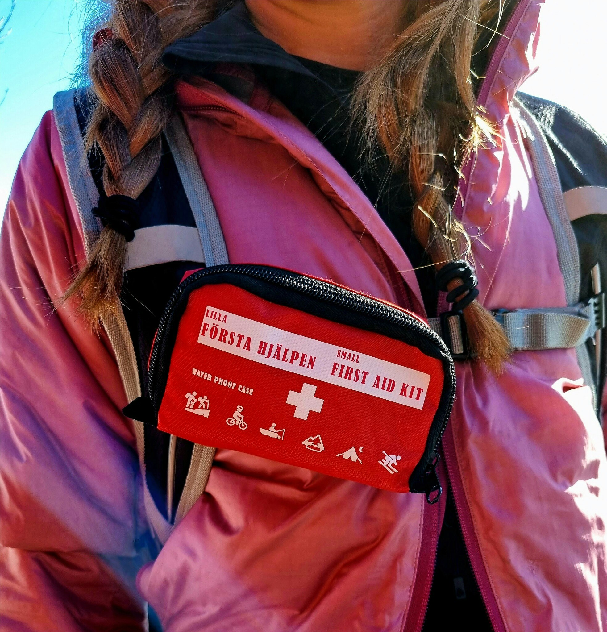 Första Hjälpen/First Aid Kit