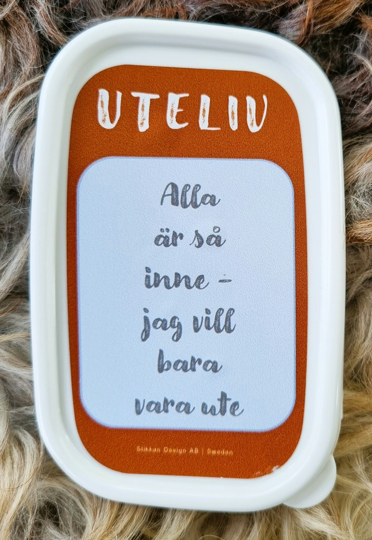 Mellislåda -  Uteliv