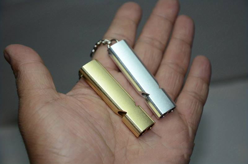 Dual-frequency Survival Whistle