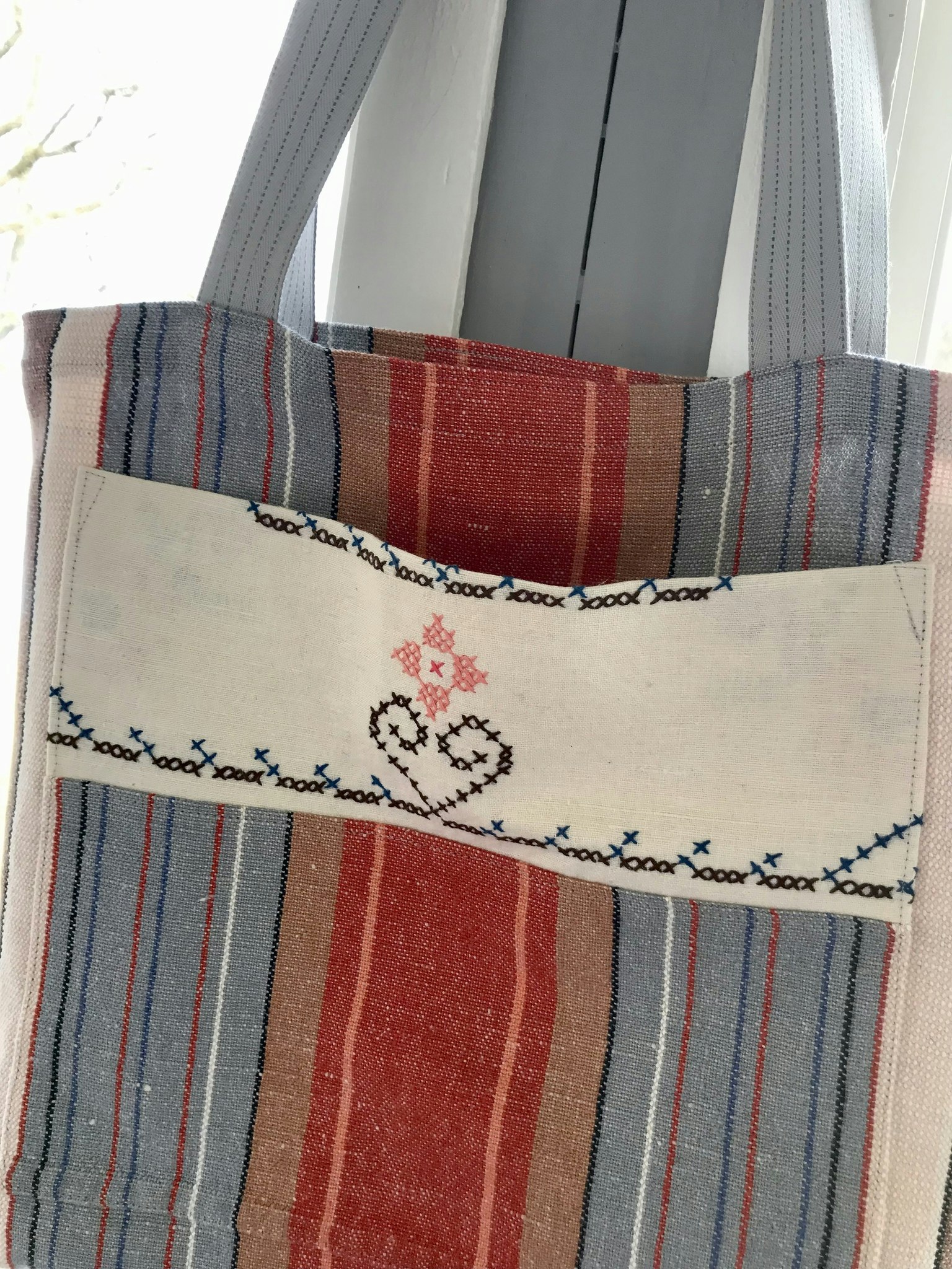 Stor handvävd linne väska / Large handwoven linen tote bag.