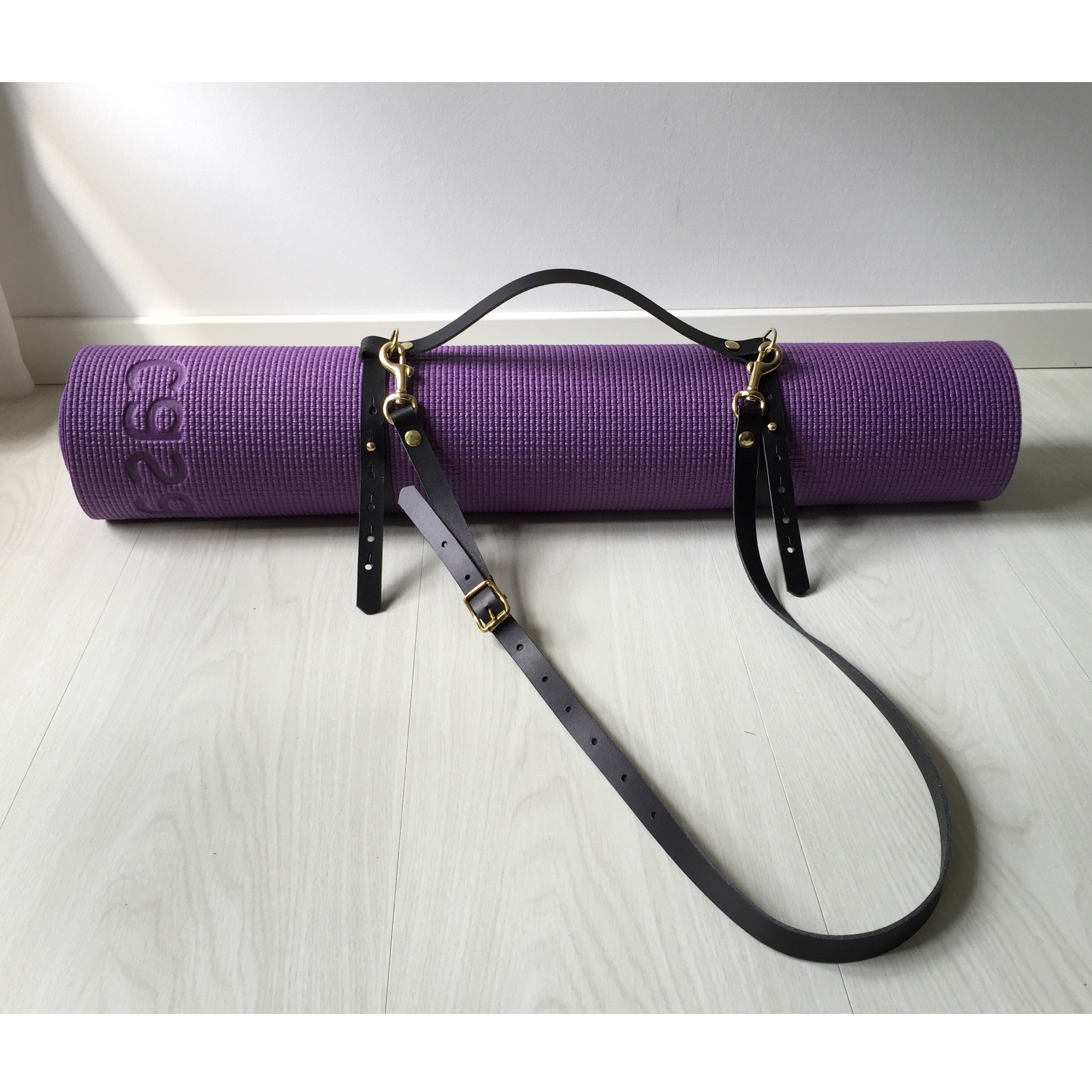 Yoga Mat Strap - Black Leather