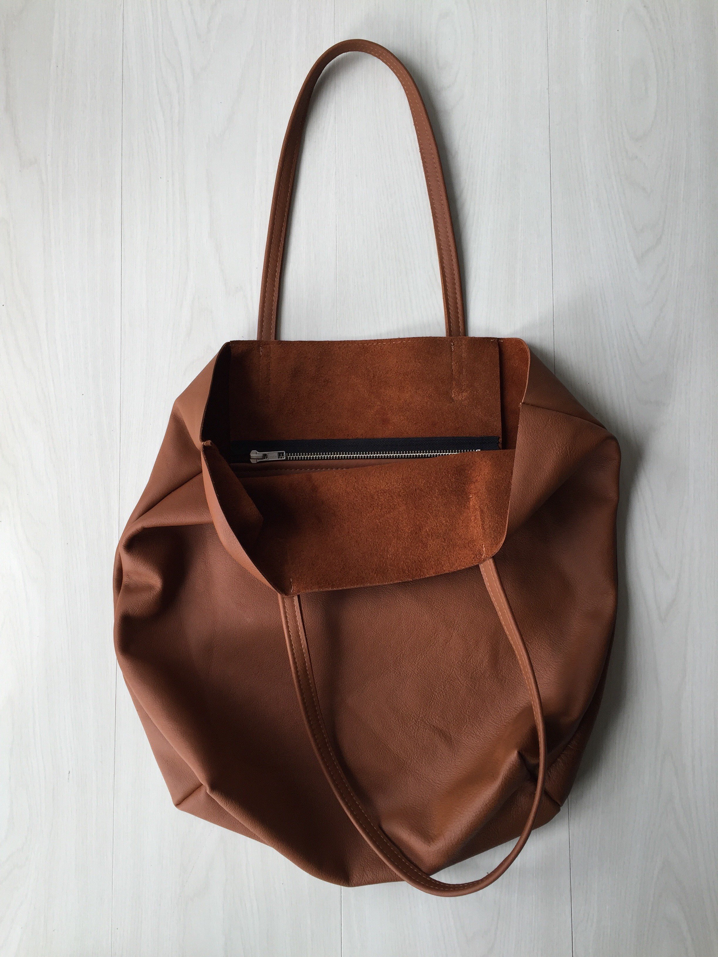 Raw Leather Tote Bag - Cognac Leather