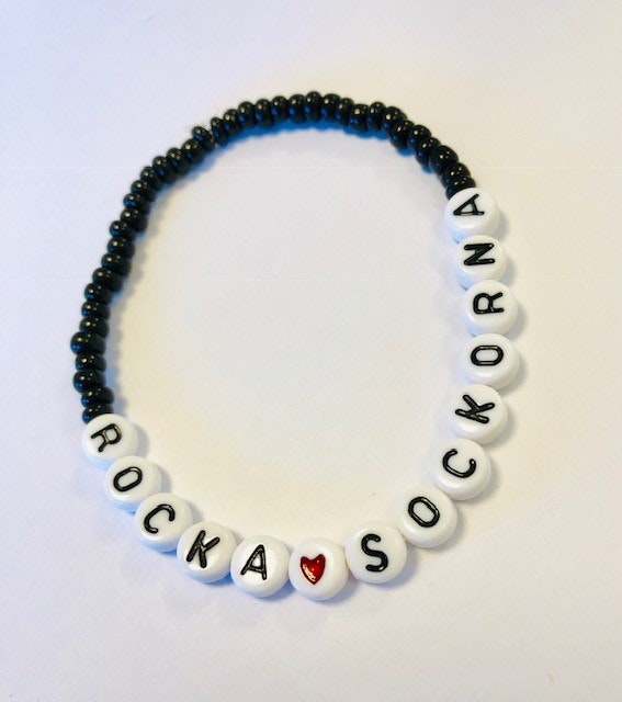 Armband ROCKA SOCKORNA - butik.lagsmycken.com