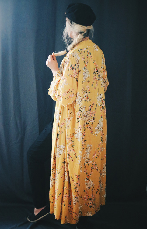 Kimono Gul - Blommig