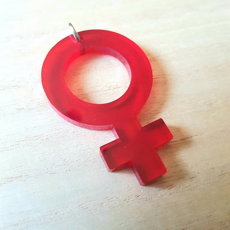 Plexihänge feminist - röd