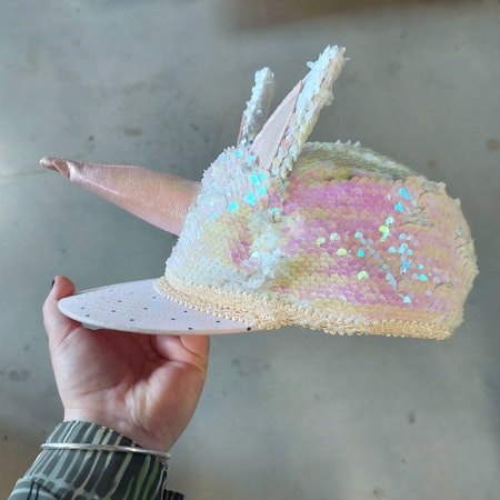 HATS OFF - Unicorn madness!
