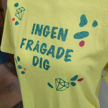 T-SHIRT MED TRYCK - Ingen frågade dig
