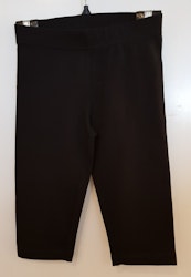 Svarta capri leggings Jung-66 från D-XEL.