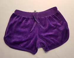 Lila velour-shorts Grace från Me Too