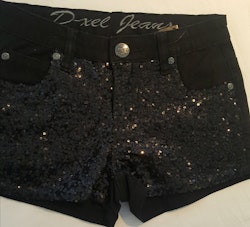 Svarta jeans shorts Clara-808 från D-XEL-