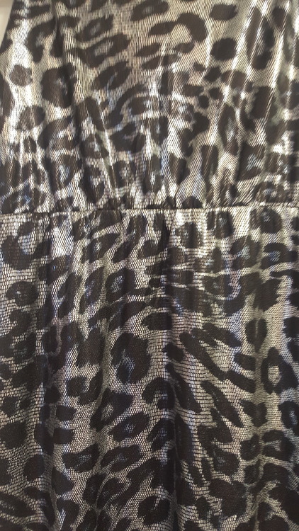 Leopardmönstrad klänning Fas-924 från D-XEL.