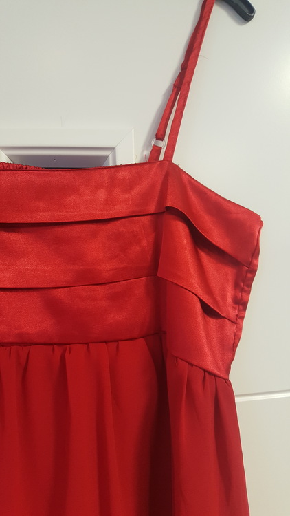 Röd festklänning Jutta från D-xel-