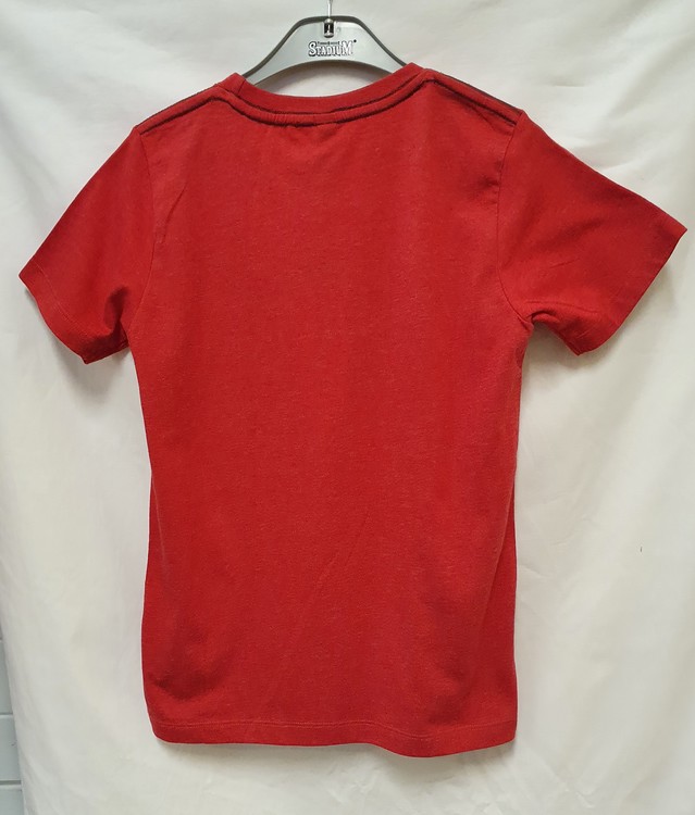 Röd t-shirt Novar-25 från Next Level.